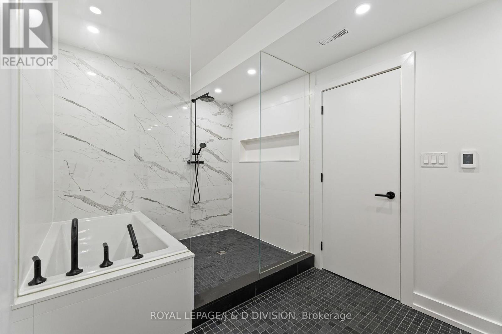 4 - 314 Lonsdale Road, Toronto, Ontario  M4V 1X4 - Photo 21 - C13659806