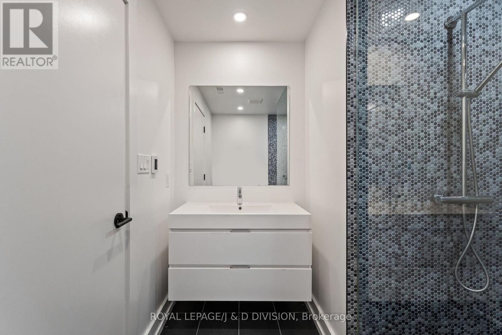 4 - 314 Lonsdale Road, Toronto, Ontario  M4V 1X4 - Photo 36 - C13659806