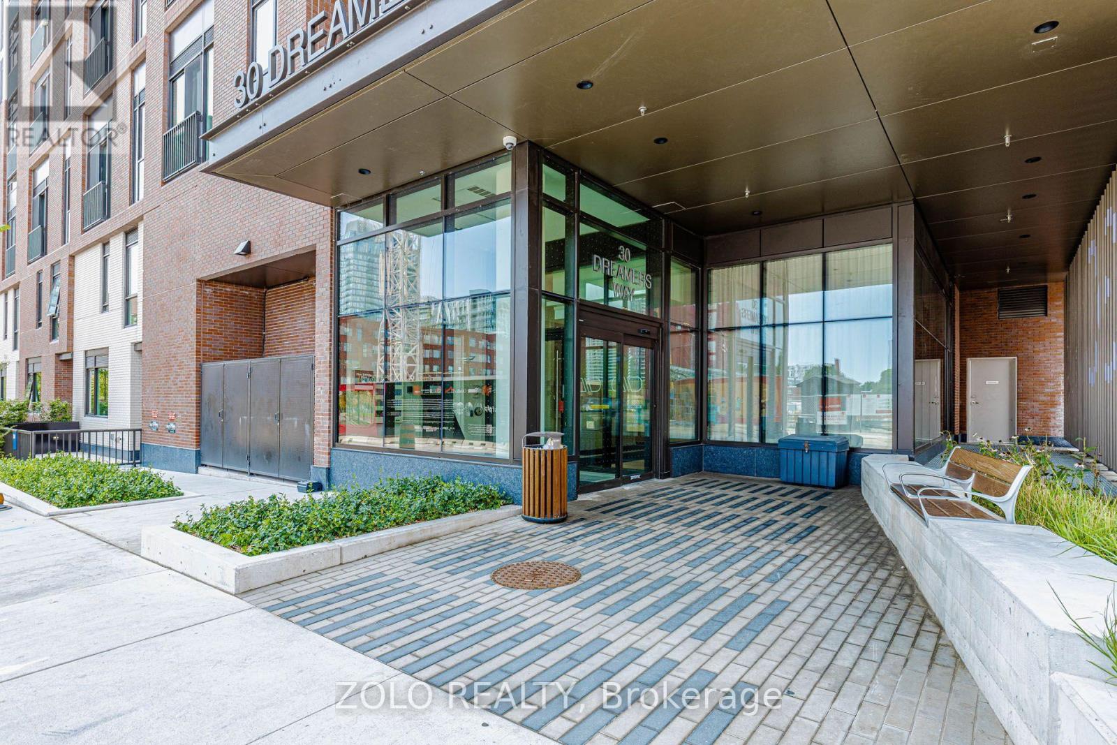 648 - 30 Dreamers Way, Toronto, Ontario  M5A 0Y7 - Photo 3 - C13659858