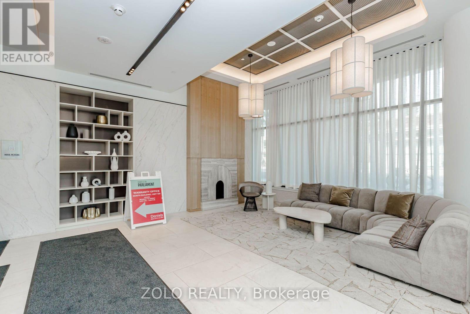 648 - 30 Dreamers Way, Toronto, Ontario  M5A 0Y7 - Photo 5 - C13659858