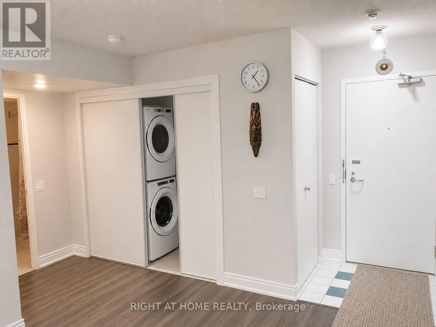 1202 - 21 Overlea Boulevard, Toronto, Ontario  M4H 1P2 - Photo 4 - C13659868