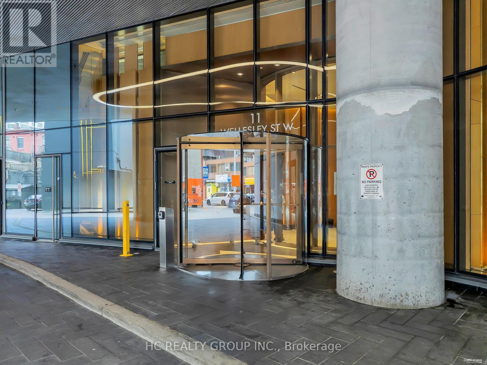 3408 - 11 Wellesley Street W, Toronto, Ontario M4Y 0G4 - Photo 2 - C13659900