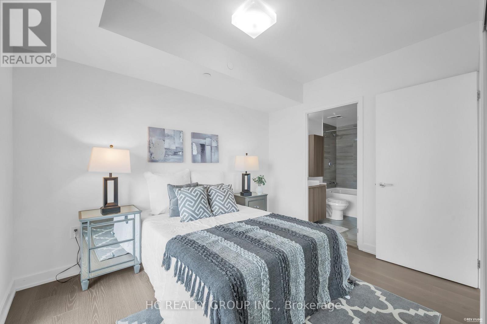 3408 - 11 Wellesley Street W, Toronto, Ontario M4Y 0G4 - Photo 29 - C13659900
