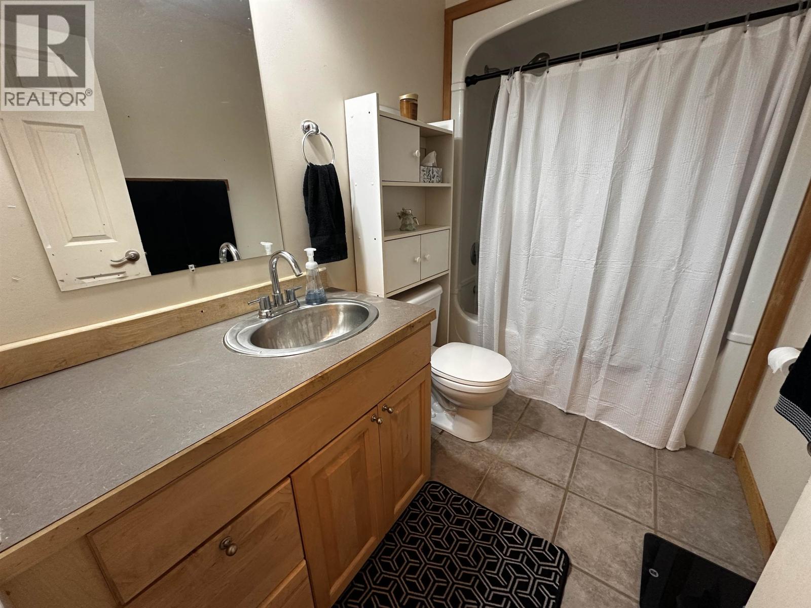 4410 E 52 Avenue, Fort Nelson, British Columbia  V0C 1R0 - Photo 15 - R3153755
