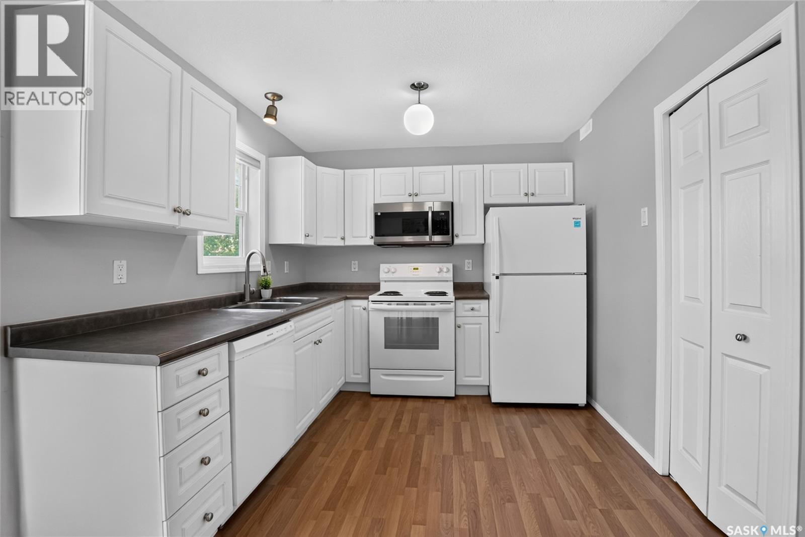 13 102 Pawlychenko Lane, Saskatoon, Saskatchewan  S7V 1G9 - Photo 11 - SK044451