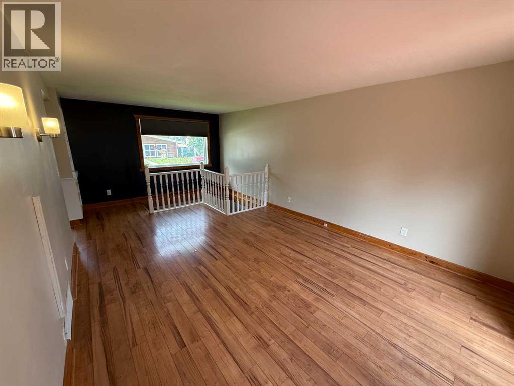 167 Sunwapta Drive, Hinton, Alberta  T7V 1E9 - Photo 7 - A2325705
