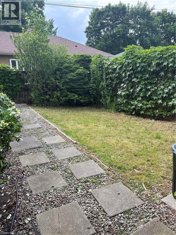 59 Brentwood Drive, Stoney Creek, Ontario L8G 2X1 - Photo 2 - 40835727