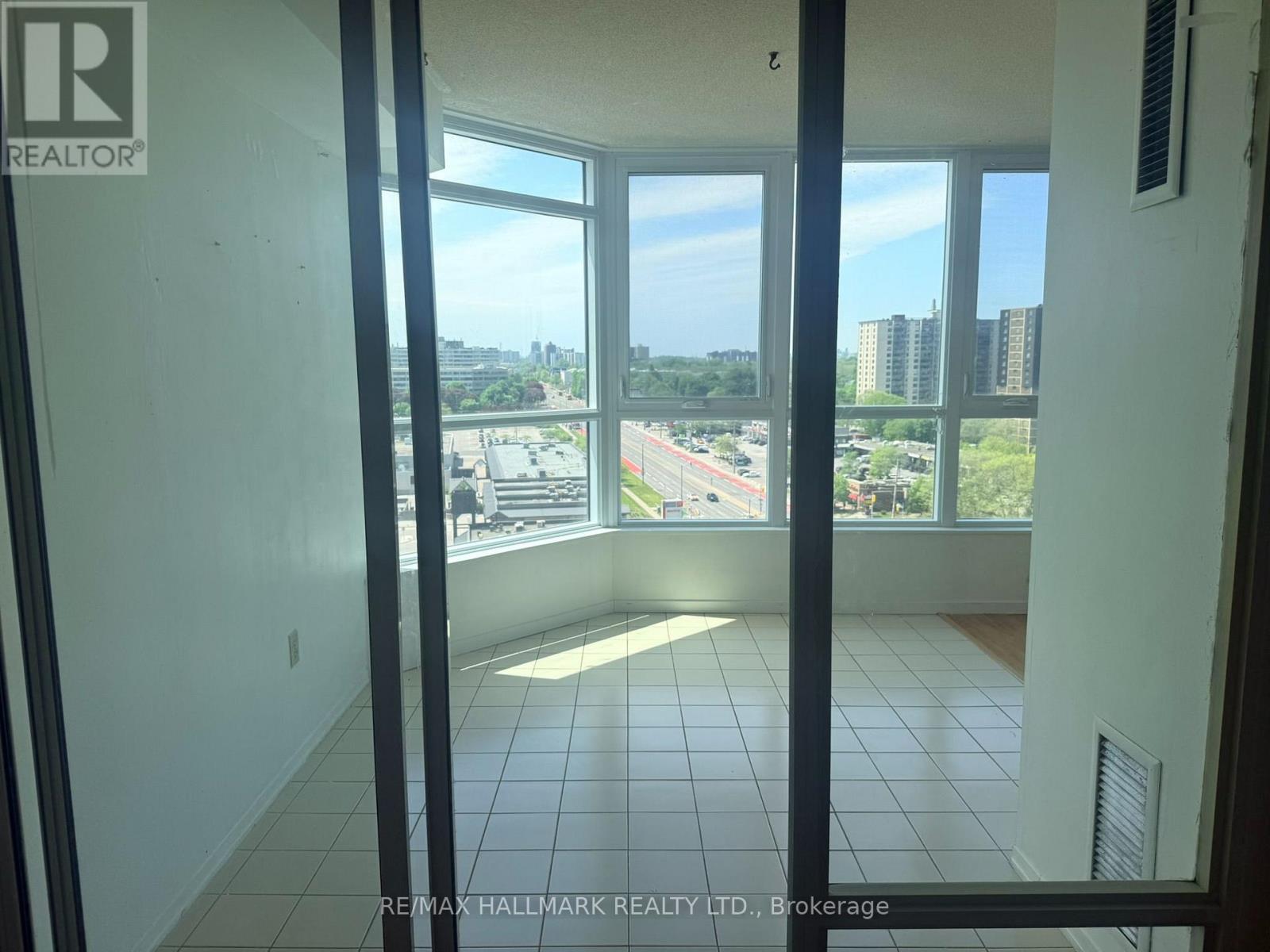 1105 - 3231 Eglinton Avenue E, Toronto, Ontario  M1J 3N5 - Photo 13 - E13659780