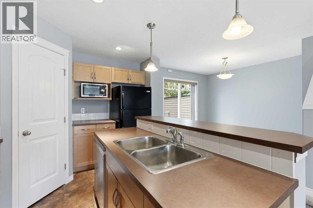 149 Prestwick Villas Se, Calgary, Alberta  T2Z 4S3 - Photo 8 - A2335645
