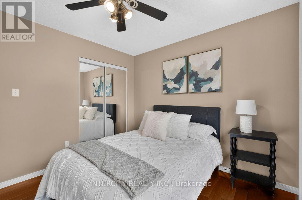6 Compton Crescent, Bradford West Gwillimbury, Ontario  L3Z 2X5 - Photo 21 - N13659788