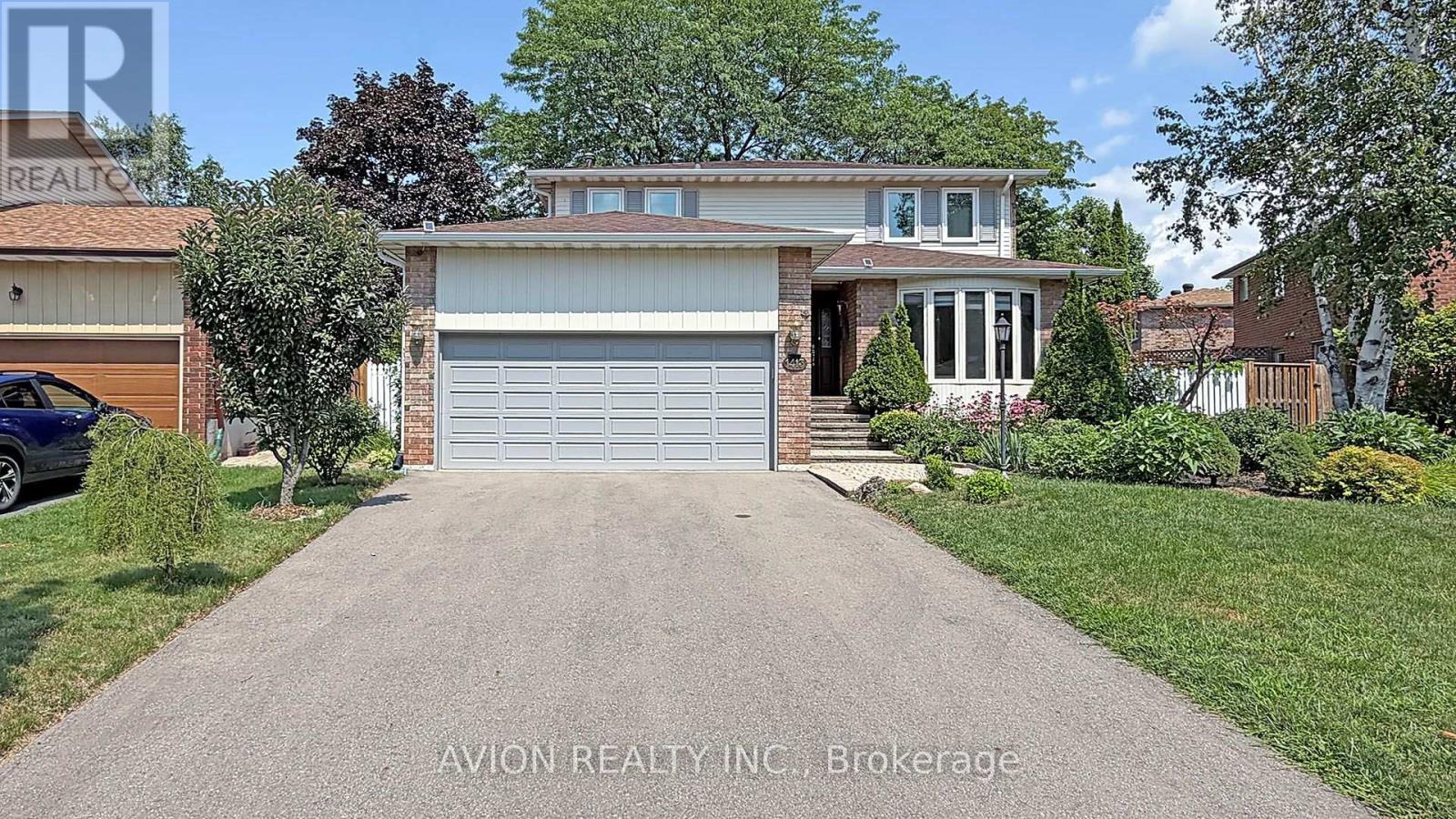 1413 HARMSWORTH SQUARE, Oakville, Ontario