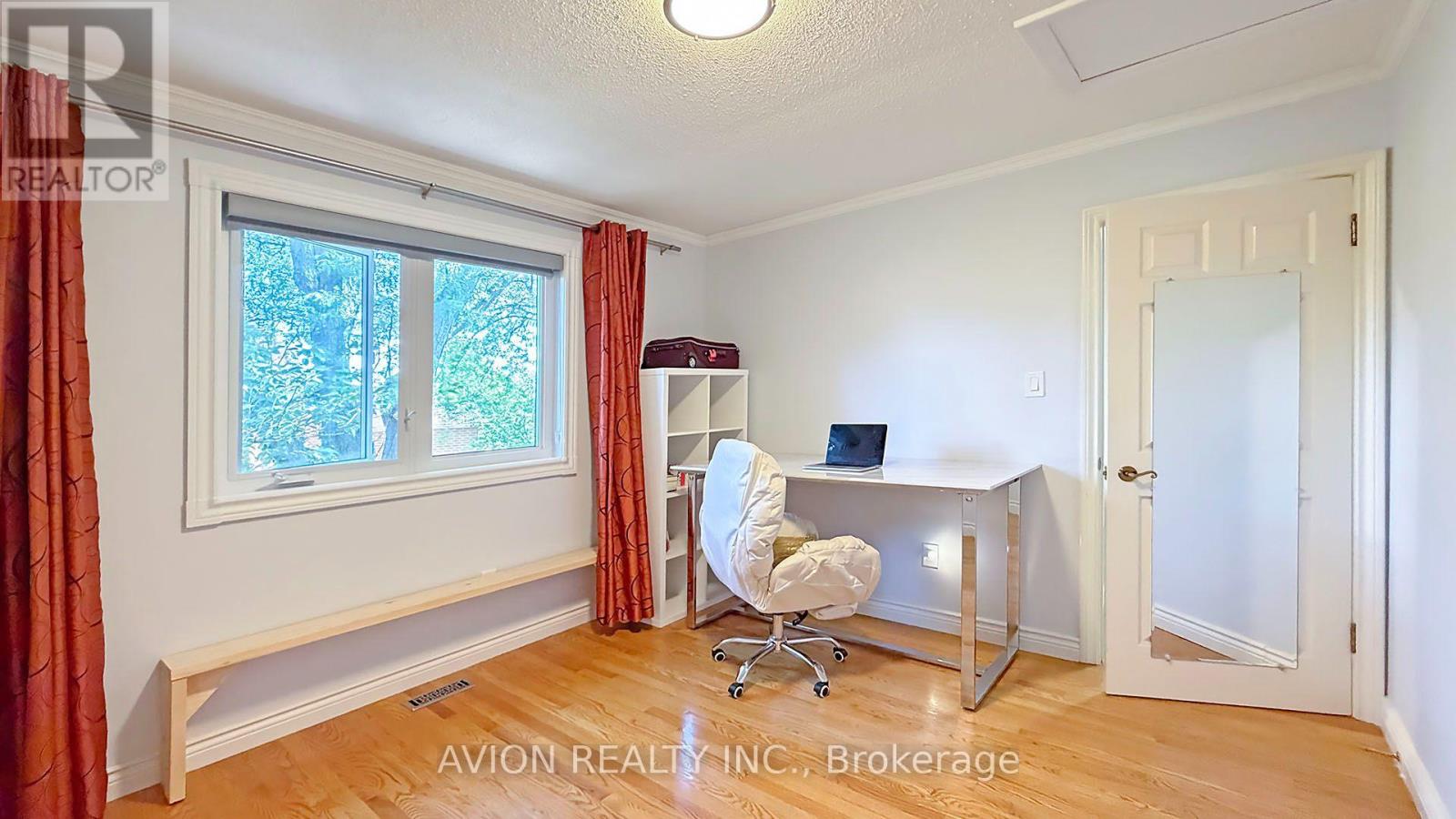 1413 Harmsworth Square, Oakville, Ontario  L6H 3E7 - Photo 25 - W13659776