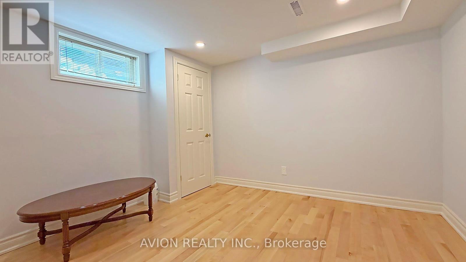 1413 Harmsworth Square, Oakville, Ontario  L6H 3E7 - Photo 36 - W13659776