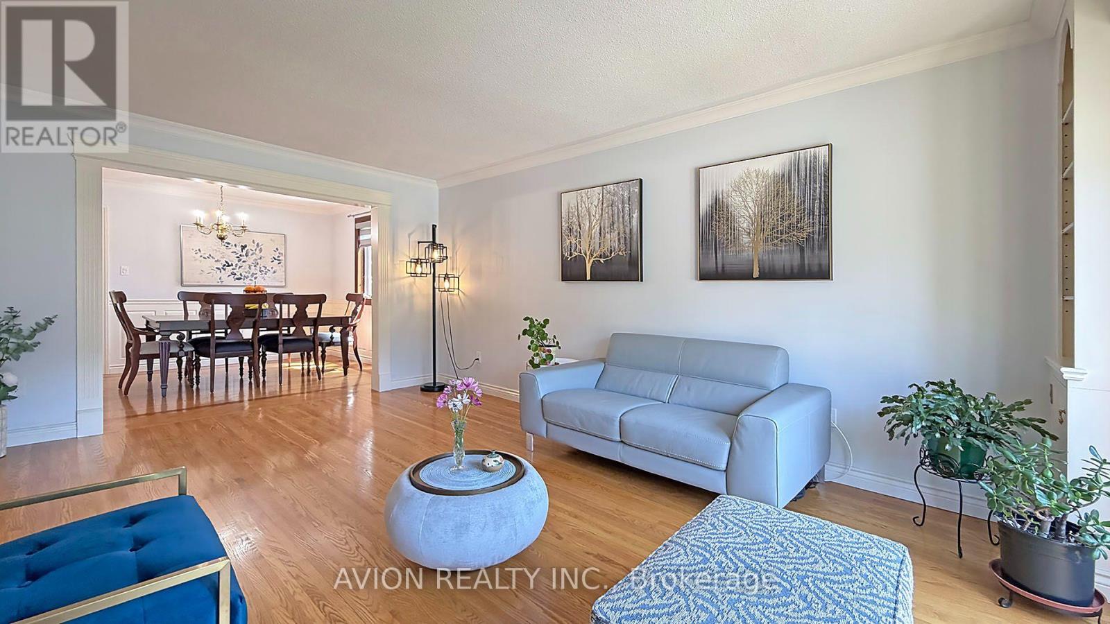 1413 Harmsworth Square, Oakville, Ontario  L6H 3E7 - Photo 8 - W13659776
