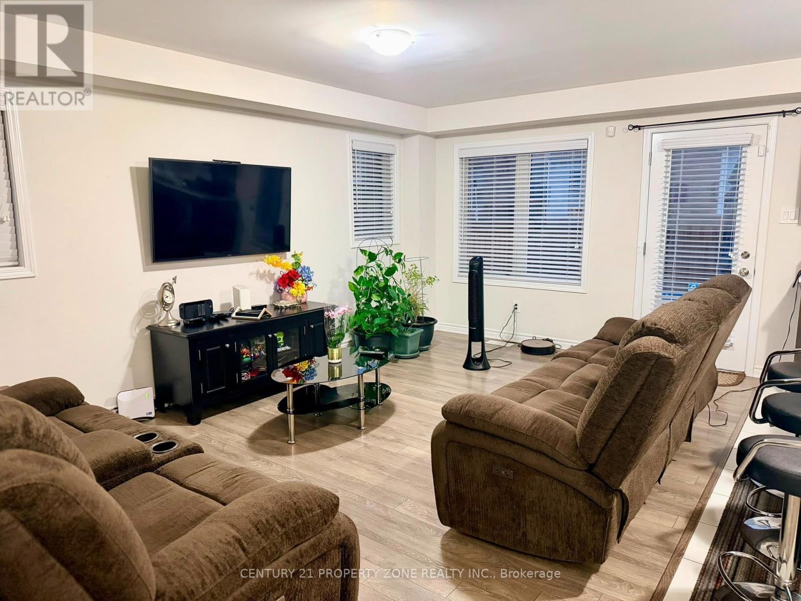 40 Leblanc Crescent, Brampton, Ontario  L7A 4G6 - Photo 11 - W13659798
