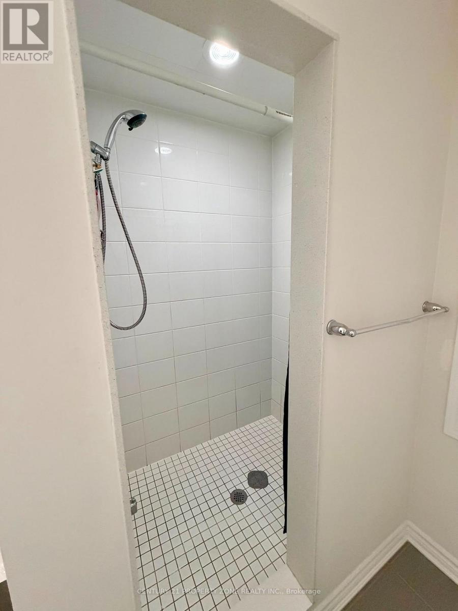 40 Leblanc Crescent, Brampton, Ontario  L7A 4G6 - Photo 35 - W13659798