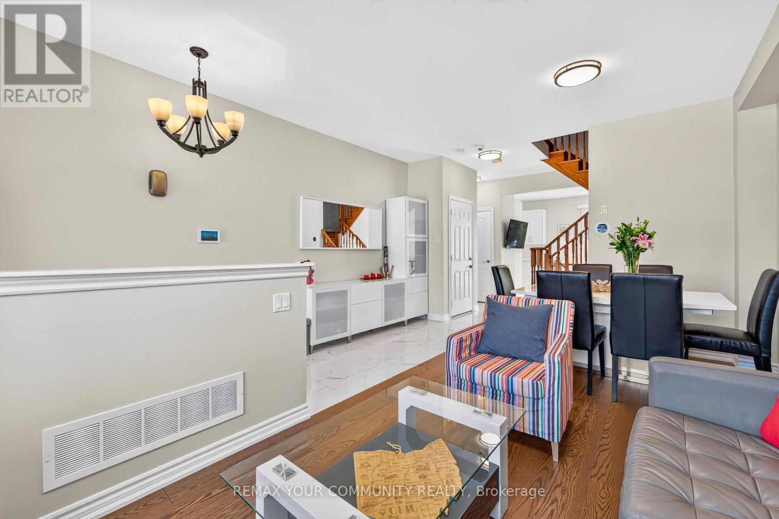 5578 Waterwind Crescent, Mississauga, Ontario  L5M 0G2 - Photo 16 - W13659828