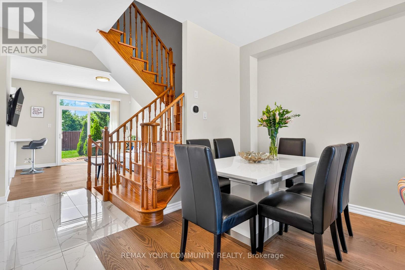 5578 Waterwind Crescent, Mississauga, Ontario  L5M 0G2 - Photo 19 - W13659828