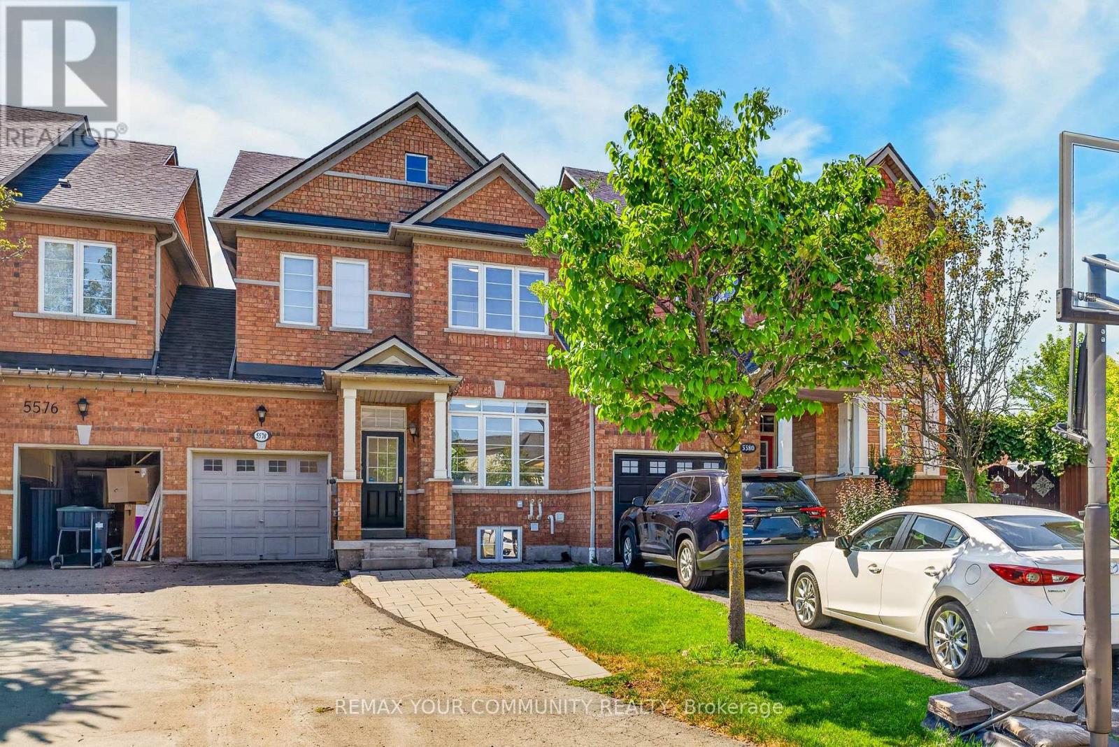 5578 Waterwind Crescent, Mississauga, Ontario  L5M 0G2 - Photo 7 - W13659828