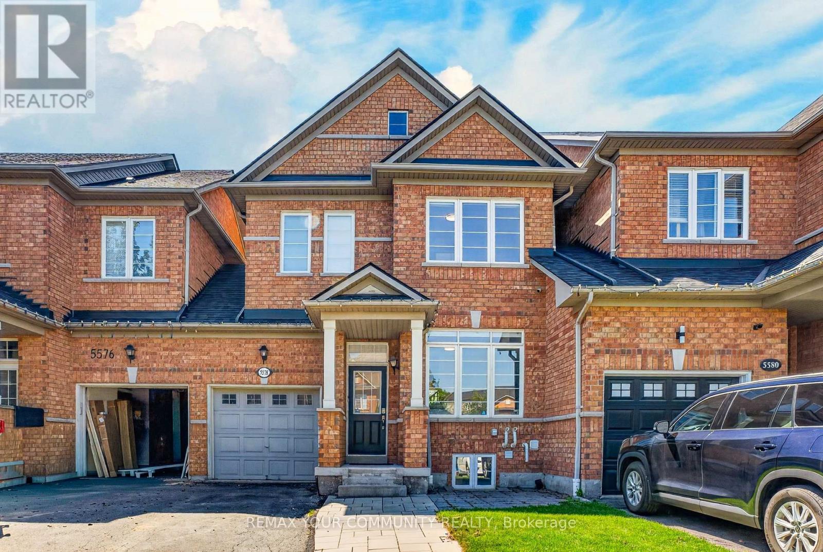 5578 Waterwind Crescent, Mississauga, Ontario  L5M 0G2 - Photo 9 - W13659828