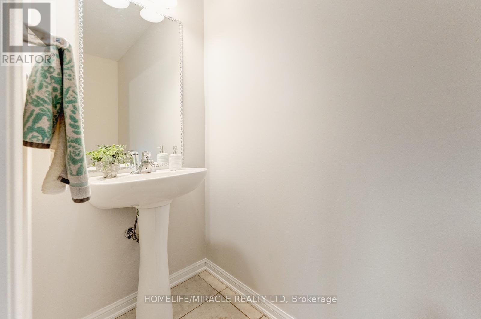 16 Hasker Road, Brampton, Ontario  L7A 0Y5 - Photo 40 - W13659834