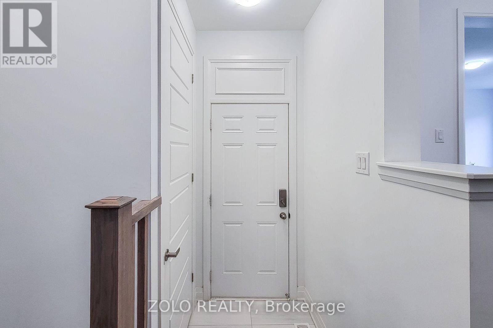 551 Bellflower Court, Milton, Ontario  L4E 1W6 - Photo 11 - W13659878