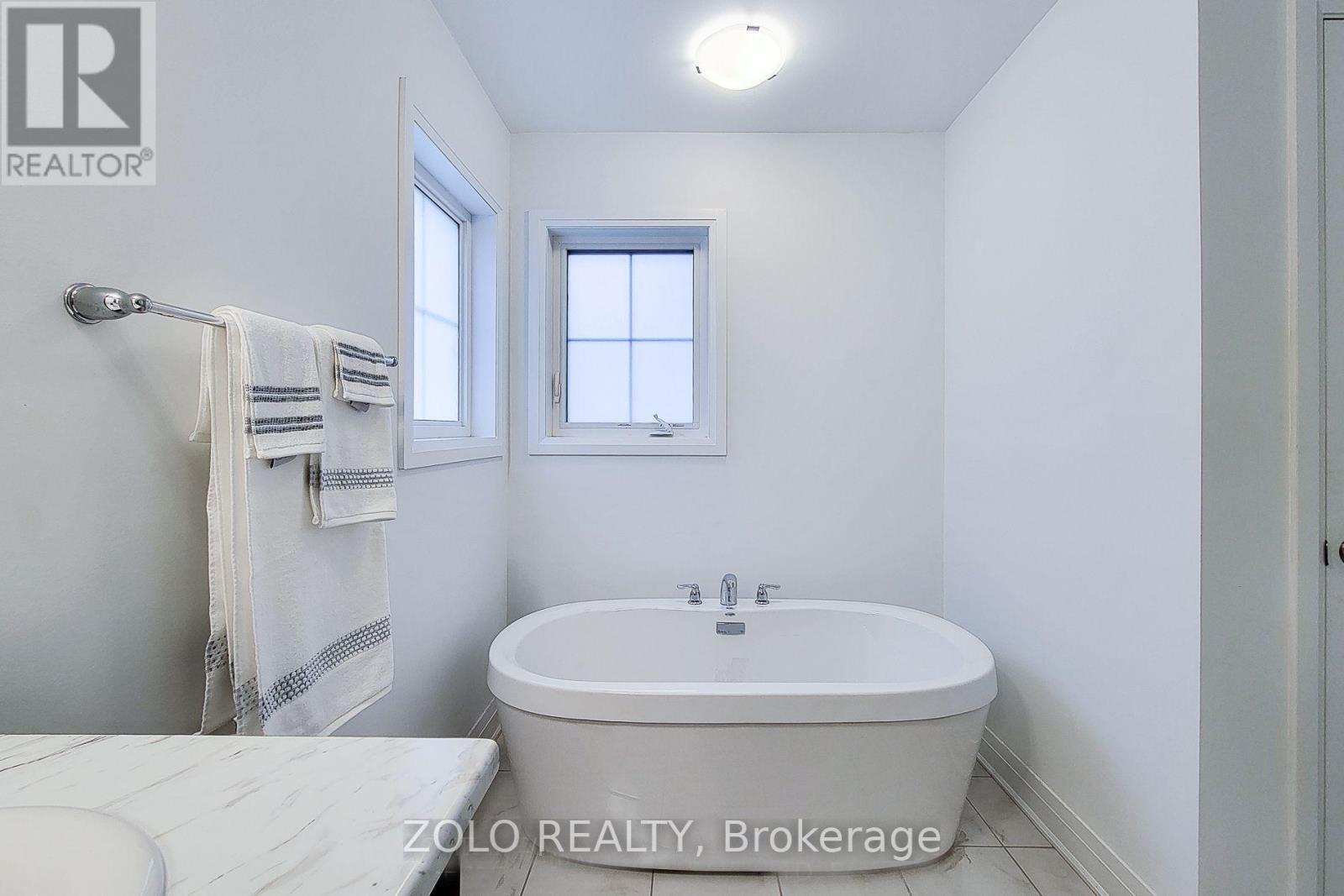 551 Bellflower Court, Milton, Ontario  L4E 1W6 - Photo 17 - W13659878