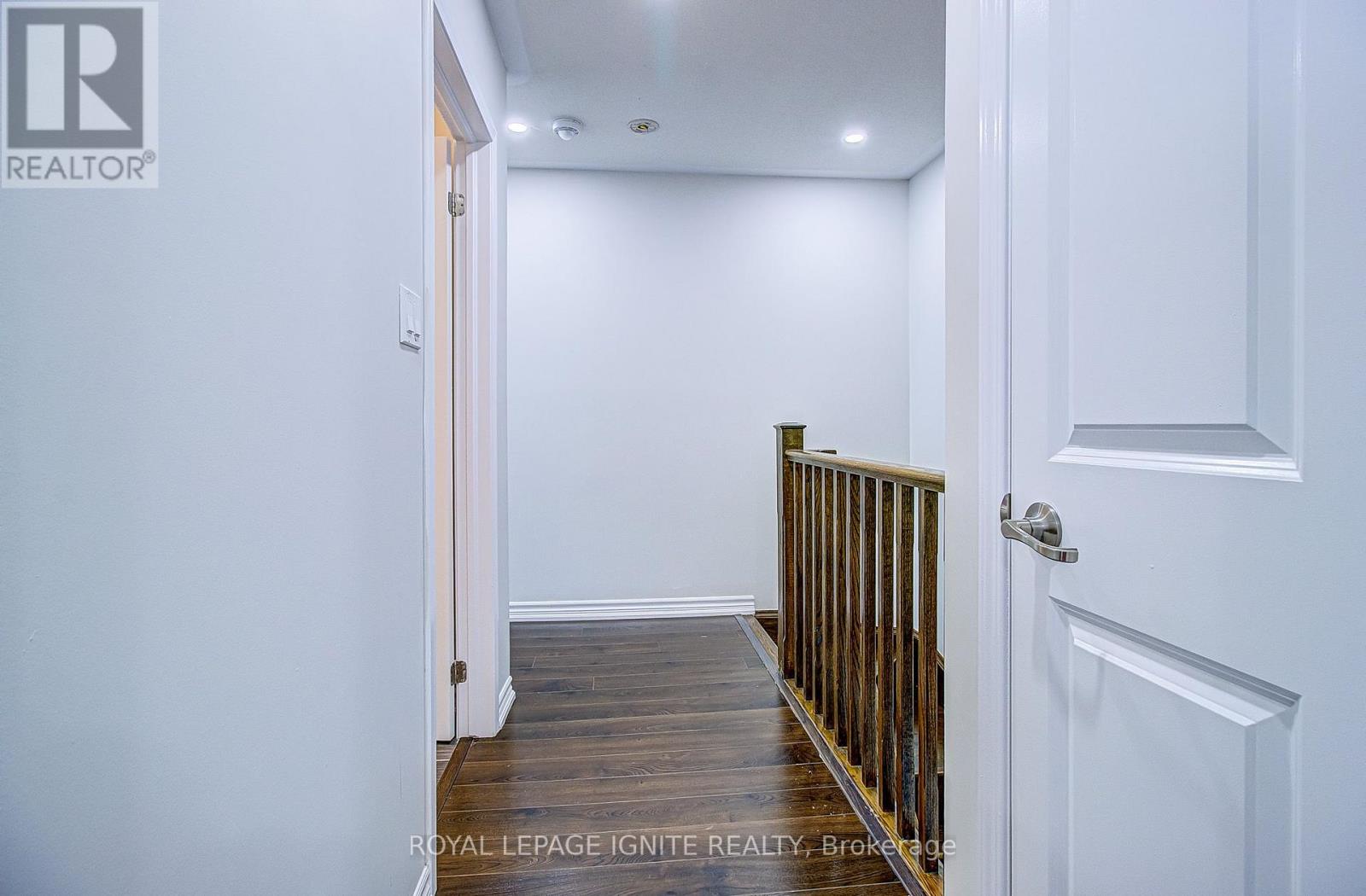 3061 Harebell Gate, Oakville, Ontario  L6M 0Y9 - Photo 10 - W13659880