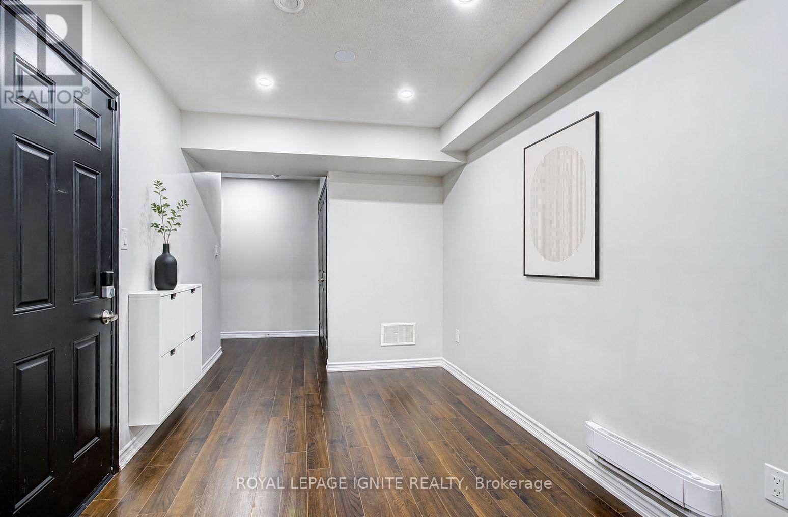 3061 Harebell Gate, Oakville, Ontario  L6M 0Y9 - Photo 11 - W13659880