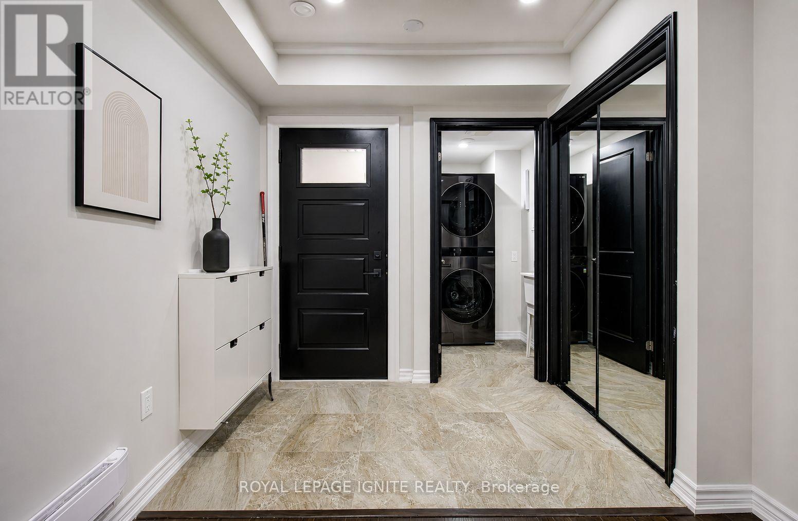 3061 Harebell Gate, Oakville, Ontario  L6M 0Y9 - Photo 12 - W13659880