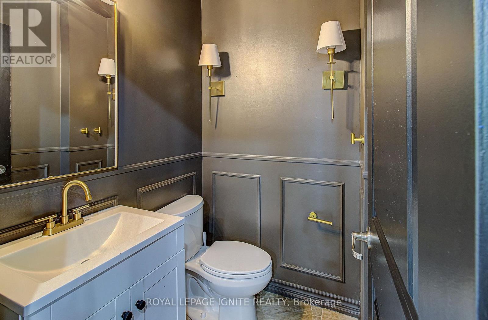 3061 Harebell Gate, Oakville, Ontario  L6M 0Y9 - Photo 8 - W13659880