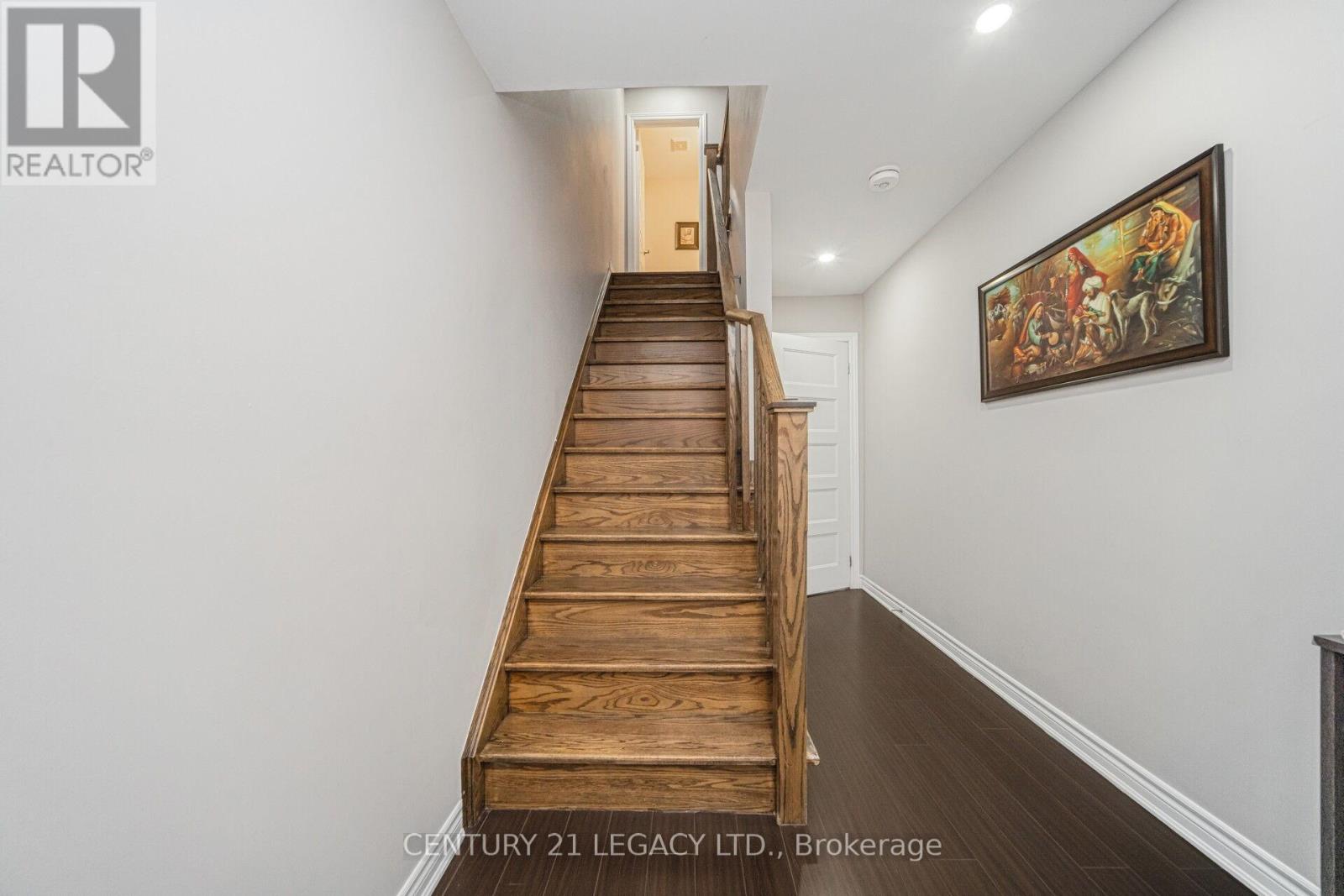 40 Donomore Drive, Brampton, Ontario  L7A 0S7 - Photo 6 - W13659890