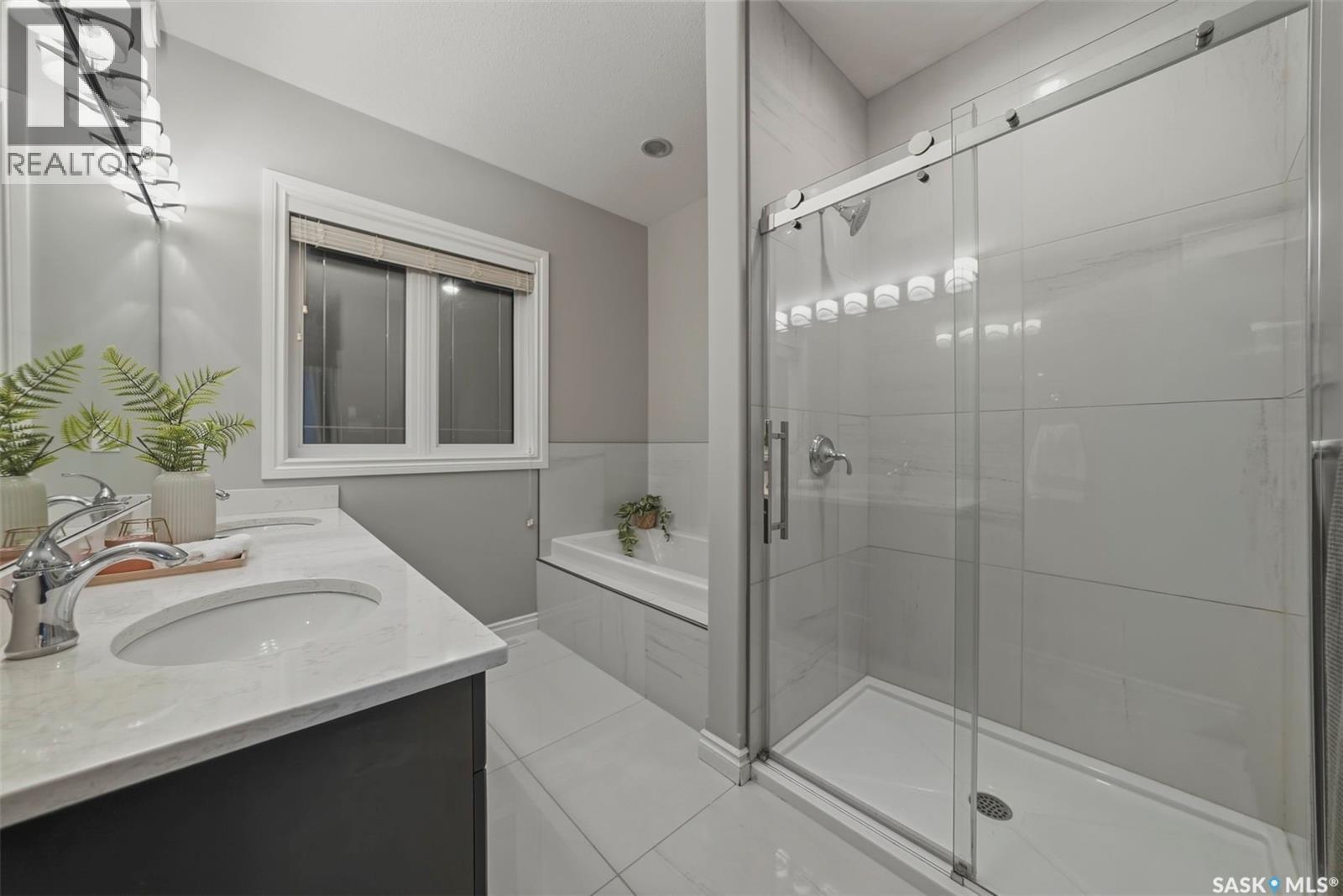107 Schumacher Bay, Saskatoon, Saskatchewan  S7V 0H7 - Photo 29 - SK045124