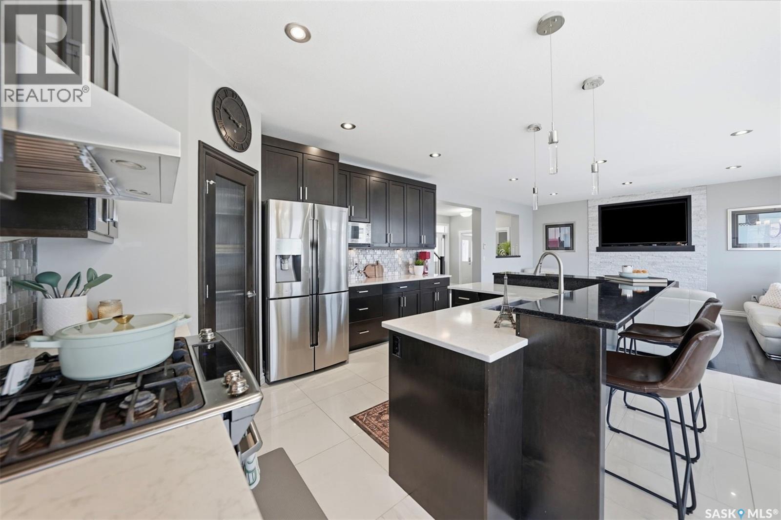 107 Schumacher Bay, Saskatoon, Saskatchewan  S7V 0H7 - Photo 8 - SK045124