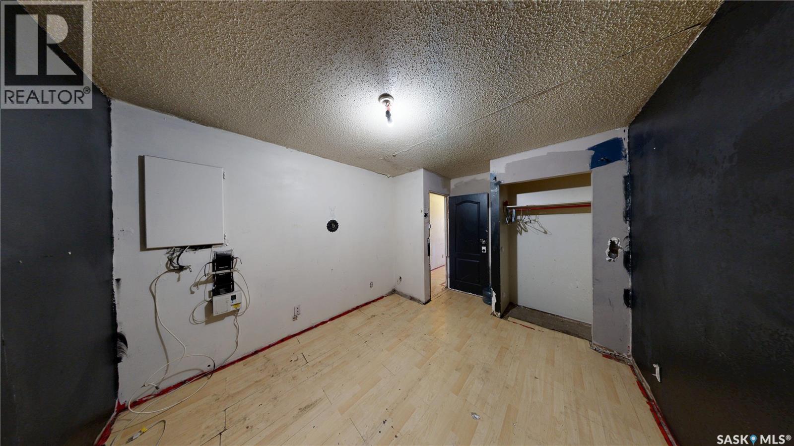 1633 Retallack Street, Regina, Saskatchewan  S4T 2J6 - Photo 6 - SK040468