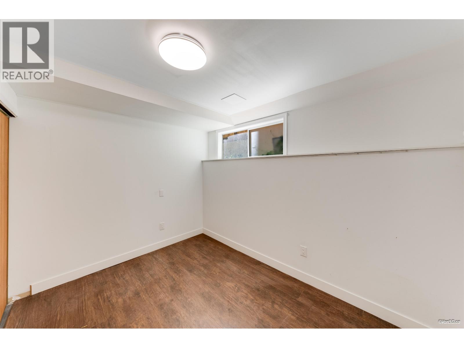 5578 Oakglen Drive, Burnaby, British Columbia  V5H 3M5 - Photo 30 - R3154326