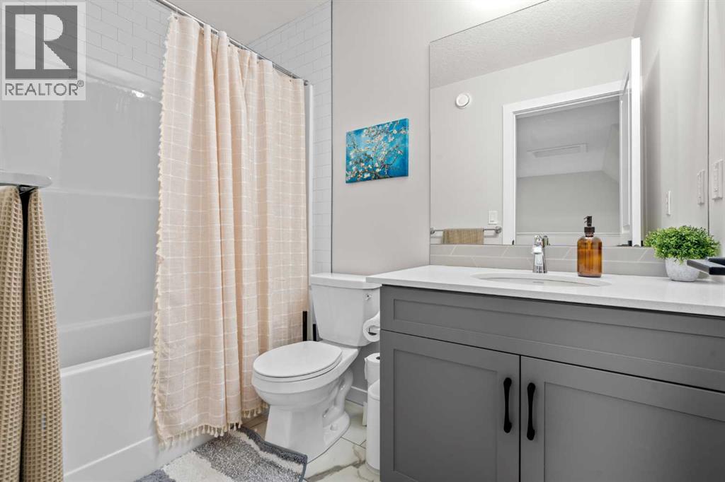 34 Belvedere Green Se, Calgary, Alberta  T2A 7M5 - Photo 34 - A2330402