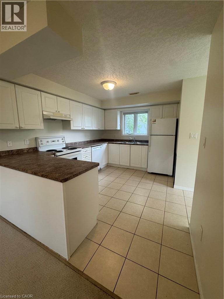 116 Walter Street, Kitchener, Ontario  N2G 1S4 - Photo 4 - 40854222