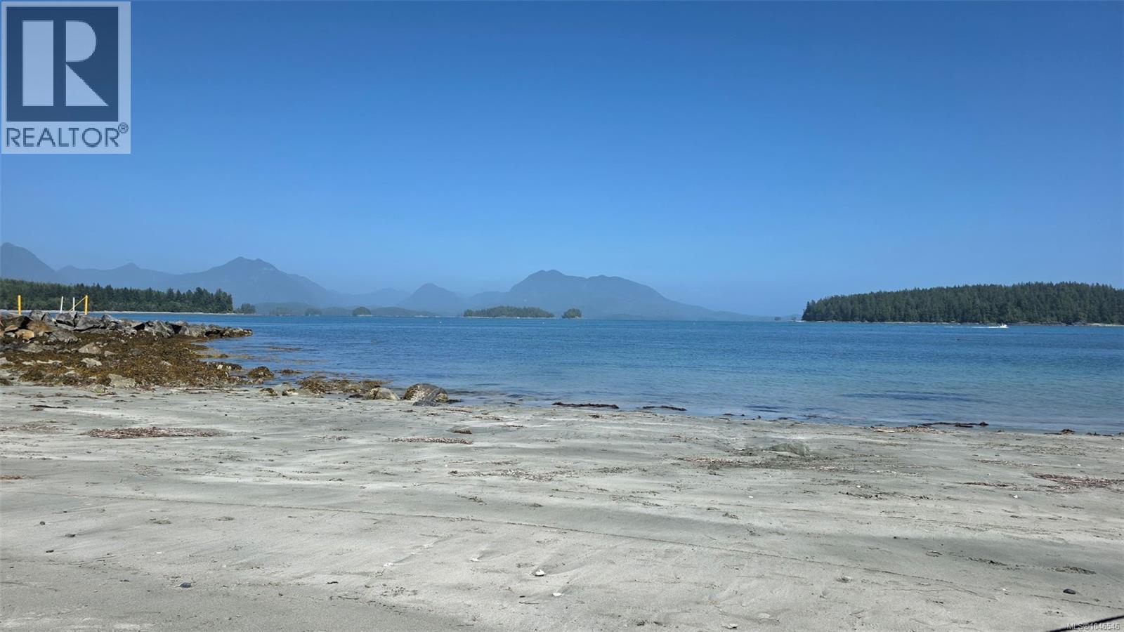 1070 Seventh Ave, Ucluelet, British Columbia V0R 3A0 - Photo 14 - 1046546