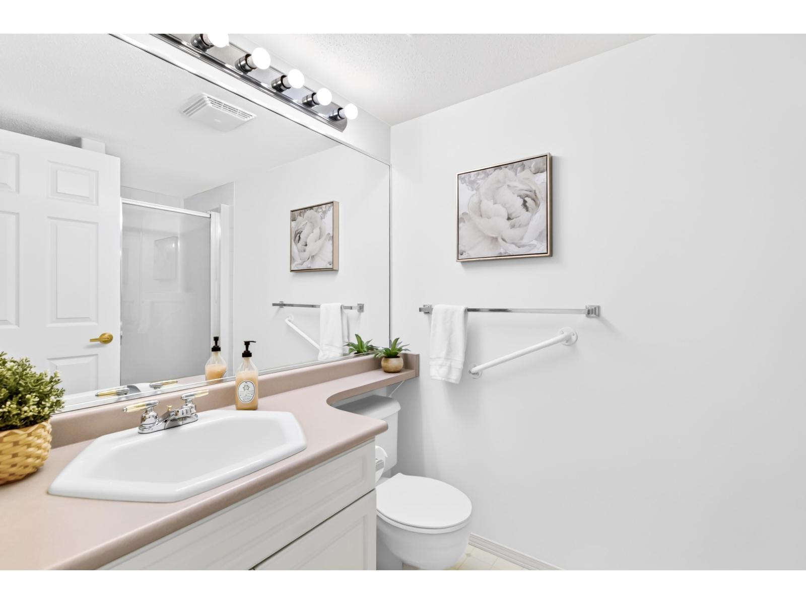 105 13888 70 Avenue, Surrey, British Columbia  V3W 0R8 - Photo 22 - R3154364