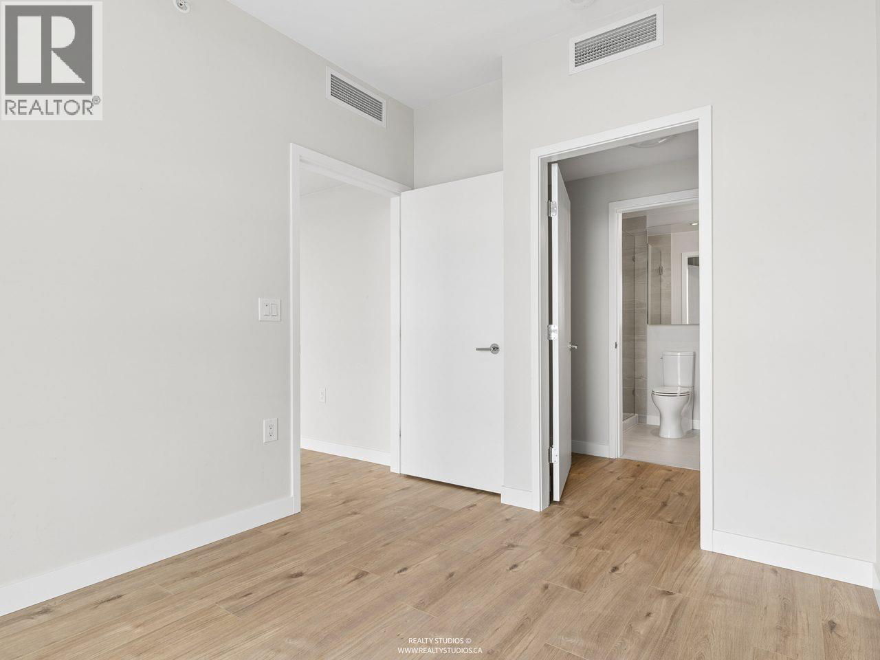 1401 3430 E Kent Avenue, Vancouver, British Columbia  V5S 0G7 - Photo 13 - R3154370