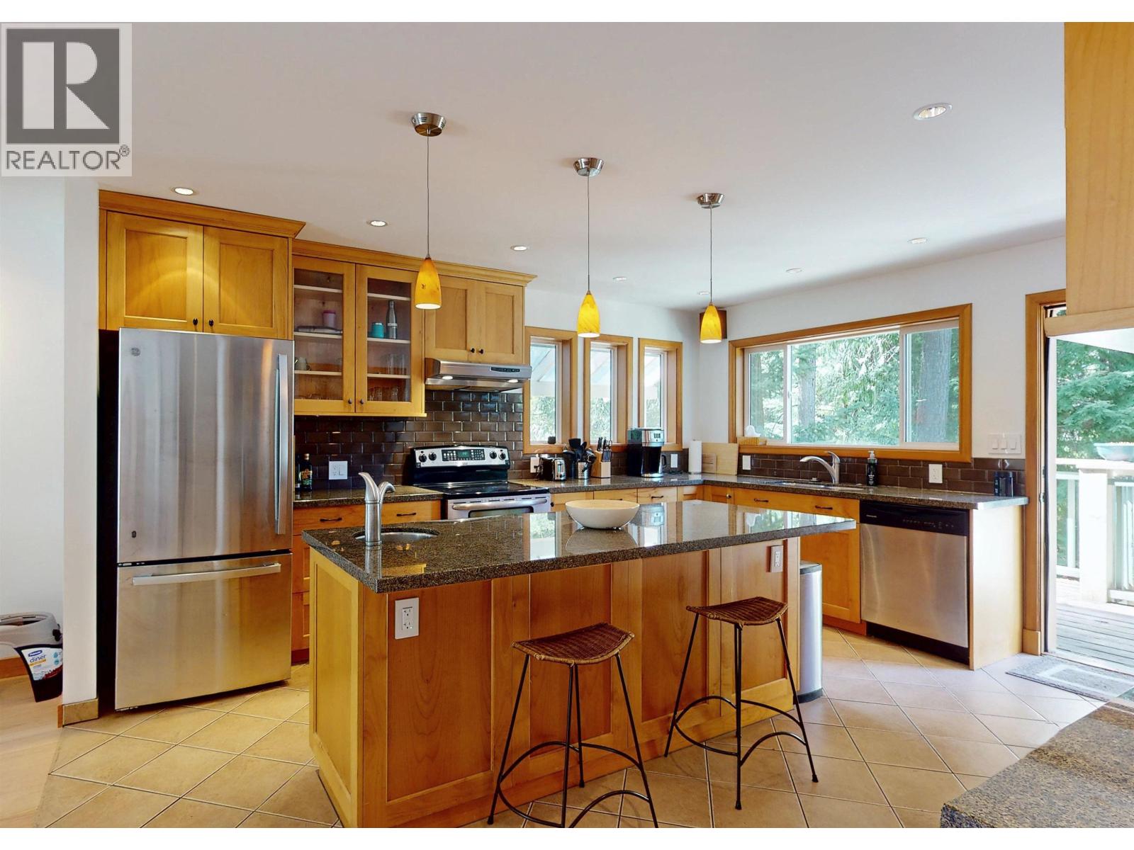 6407 Easy Street, Whistler, British Columbia V8E 0C5 - Photo 19 - R3154381