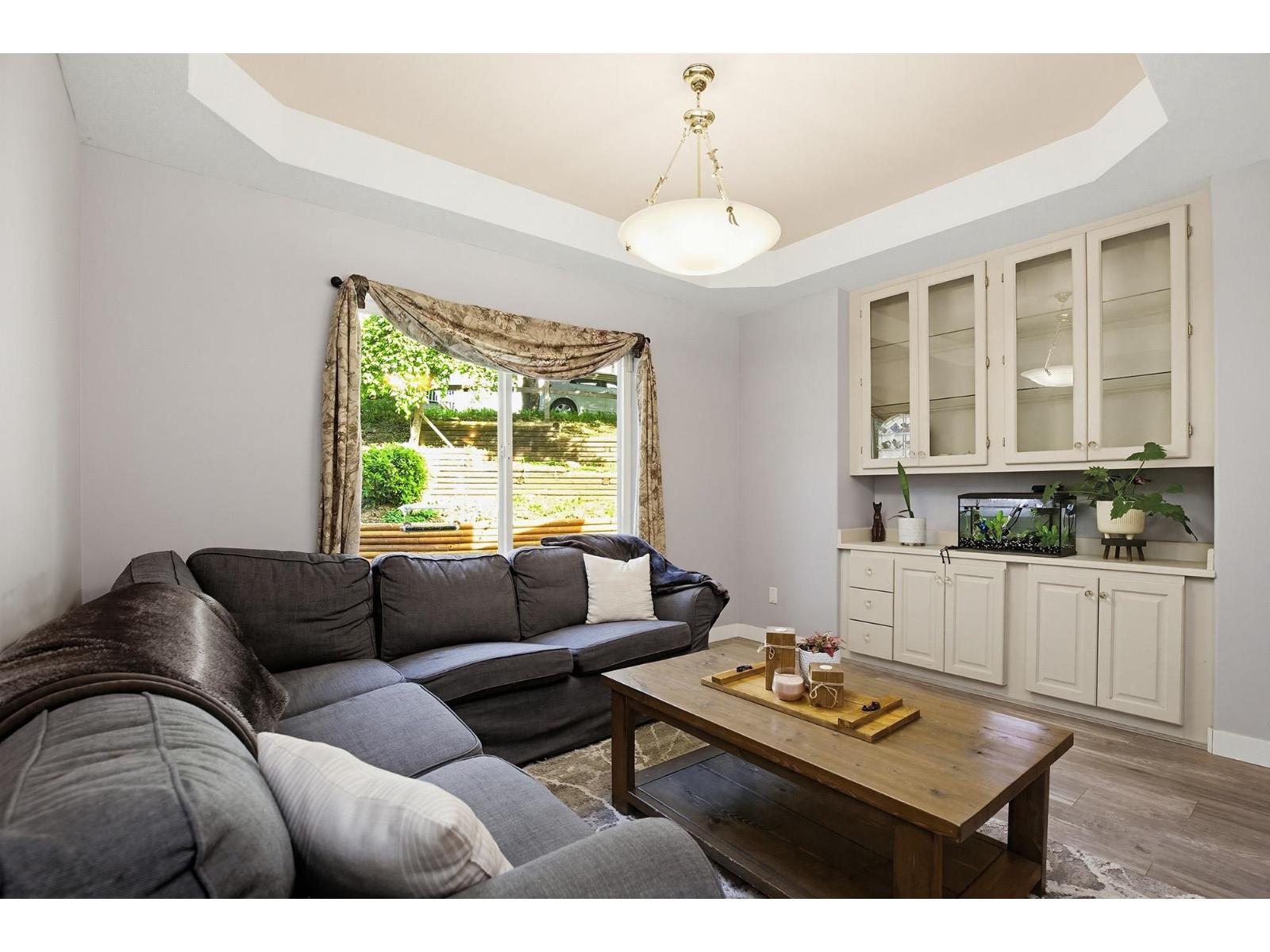 7800 Deerfield Street, Mission, British Columbia  V2V 5X3 - Photo 3 - R3123795