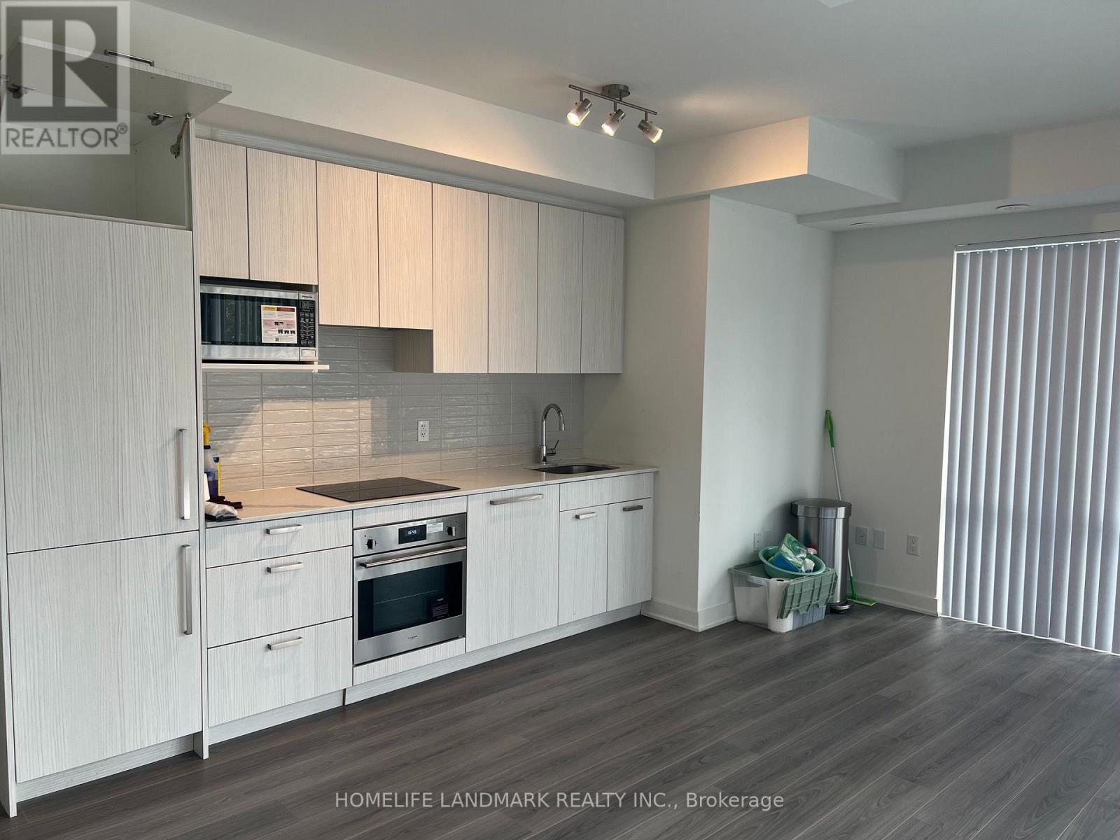145 - 67 Curlew Drive, Toronto, Ontario  M3A 0B4 - Photo 2 - C13659934