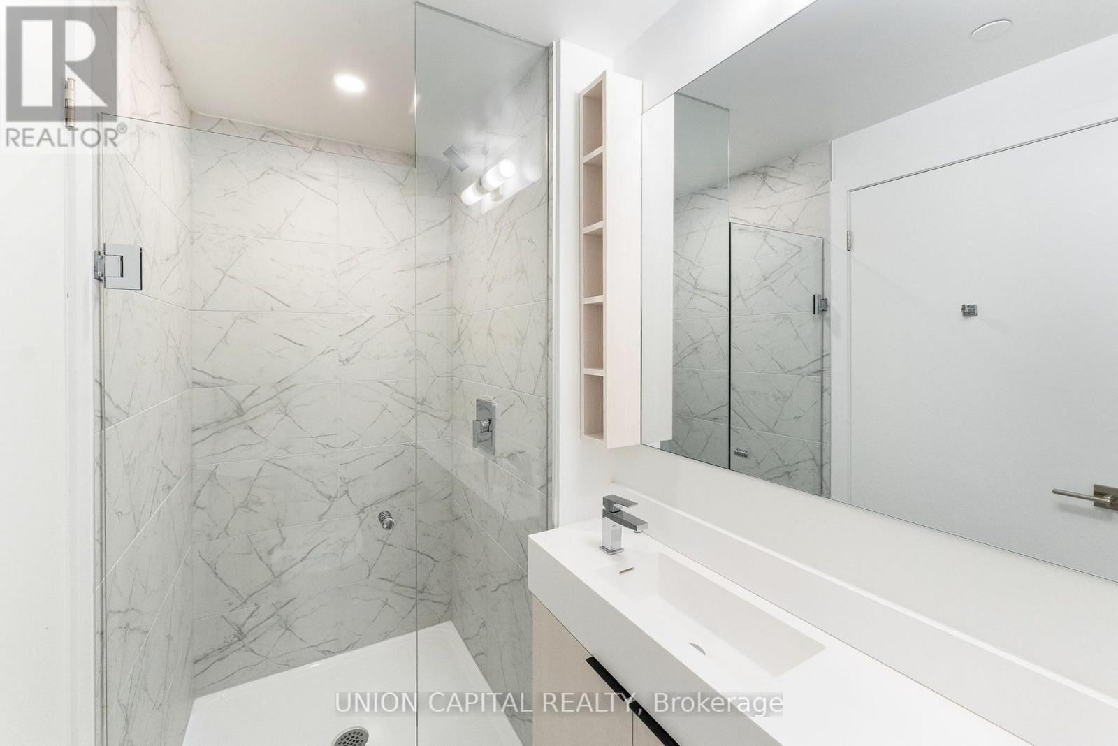 3502 - 82 Dalhousie Street, Toronto, Ontario  M5B 0C5 - Photo 17 - C13659960