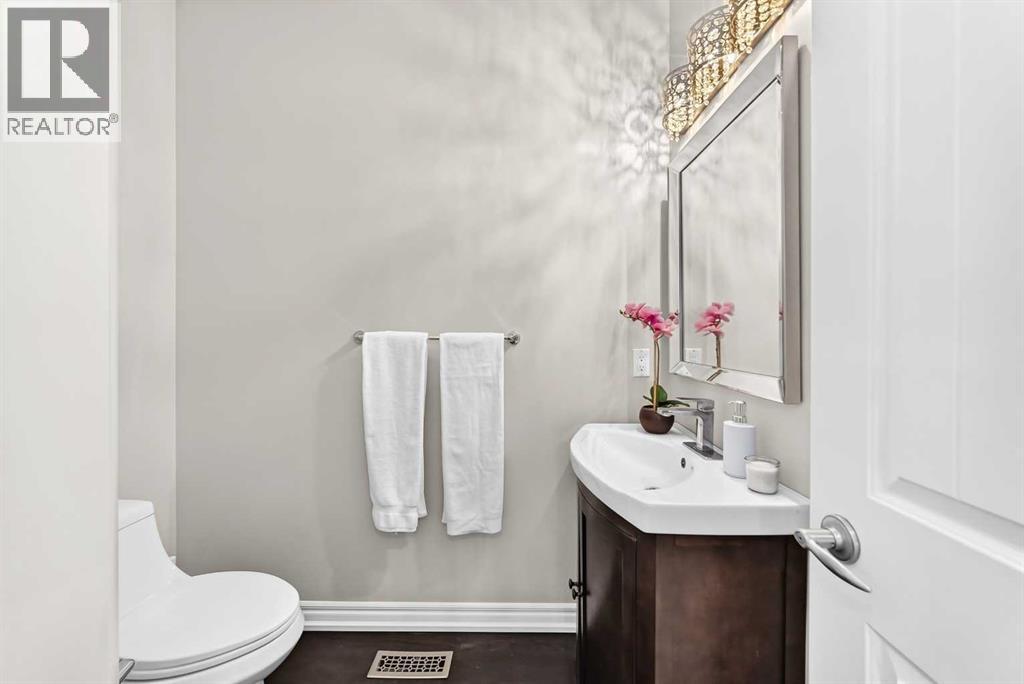 173 Aspenshire Drive Sw, Calgary, Alberta  T3H 0P5 - Photo 15 - A2327361