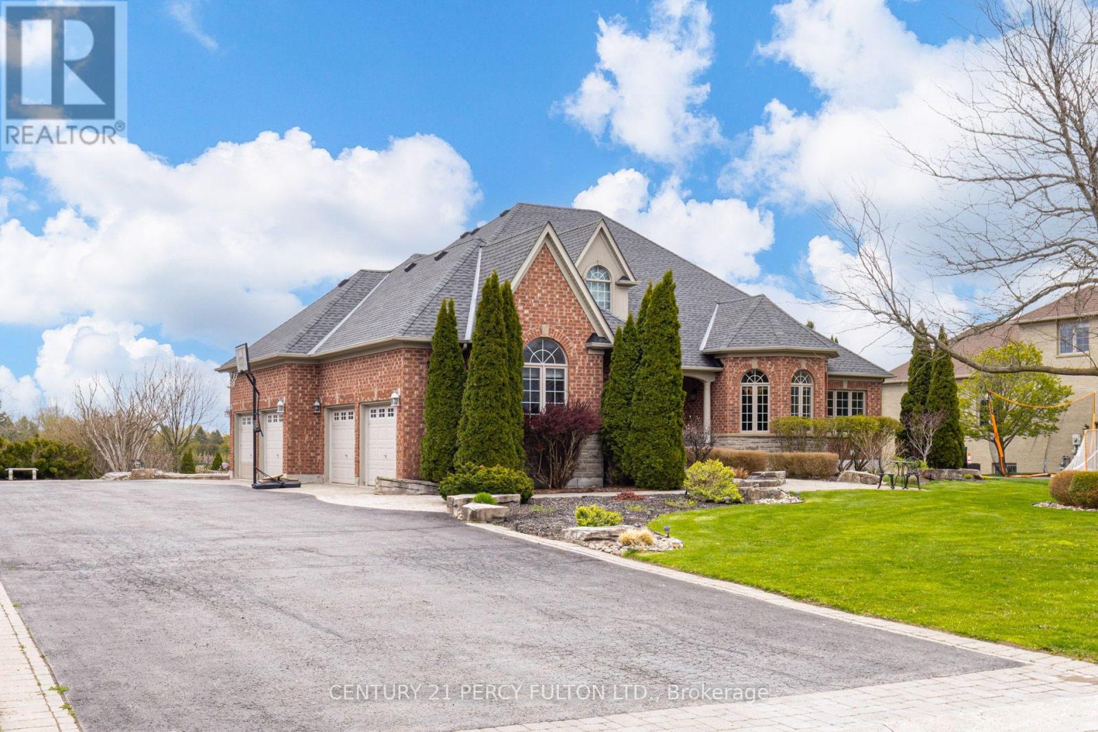 19 Wilson House Drive, Whitby, Ontario  L0B 1A0 - Photo 2 - E13659920