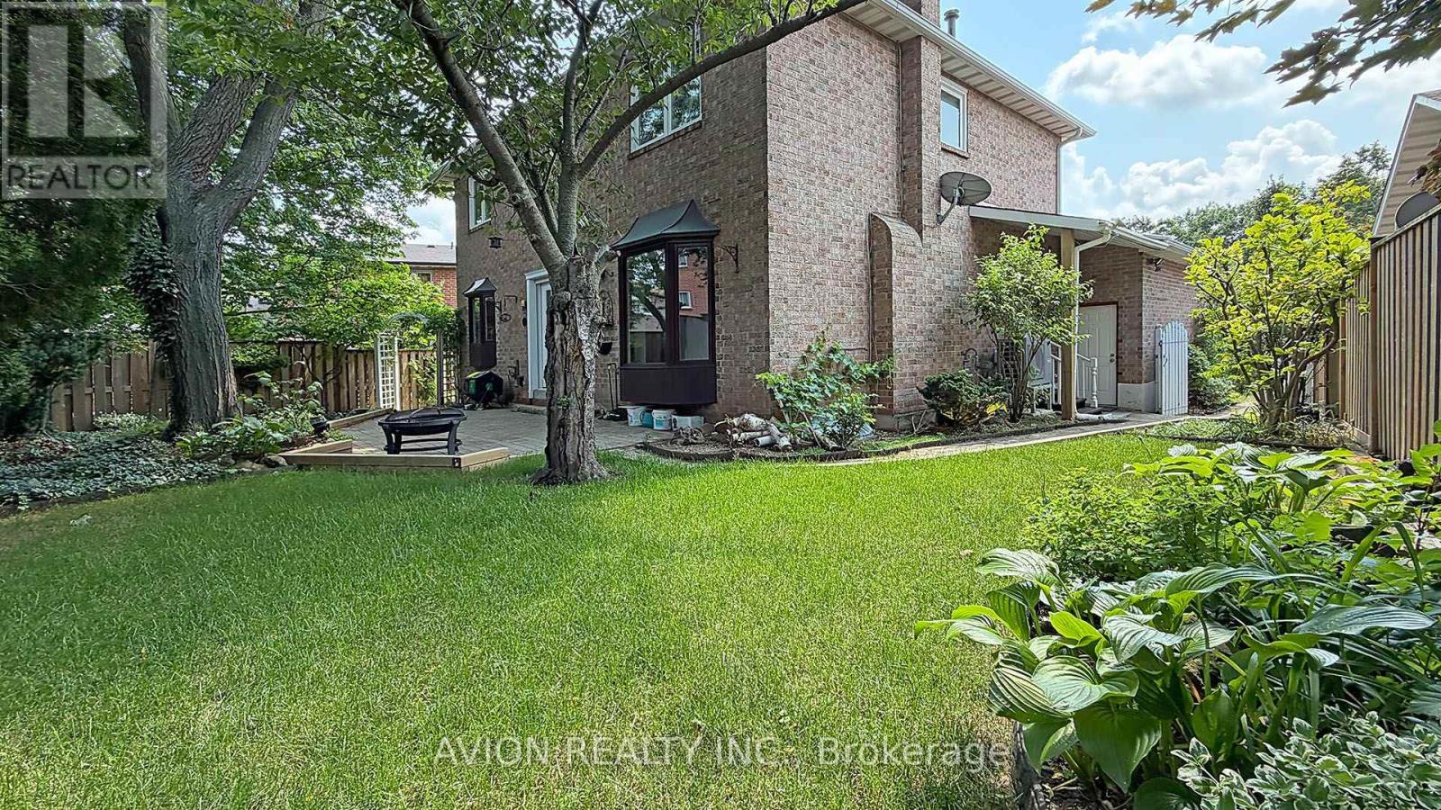 1413 Harmsworth Square, Oakville, Ontario  L6H 3E7 - Photo 41 - W13659776