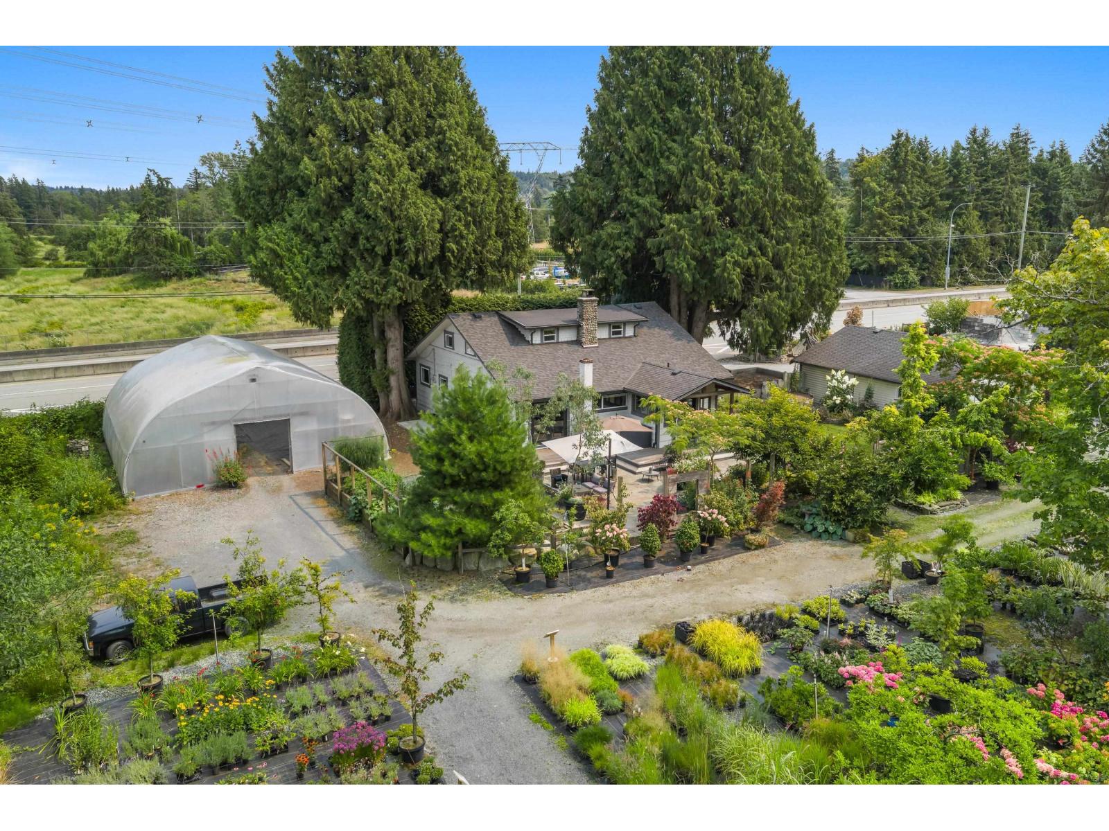 511 176 STREET, surrey, British Columbia