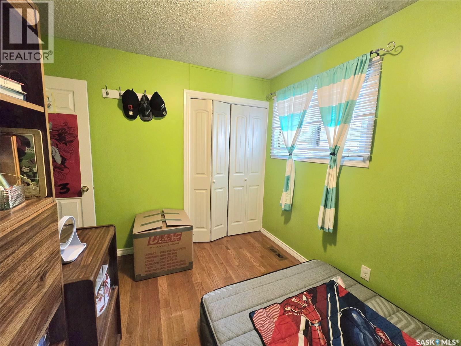 442 Douglas Crescent, Saskatoon, Saskatchewan  S7L 4T5 - Photo 12 - SK045161